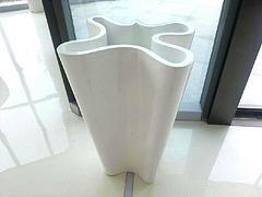 信譽卓越的玻璃鋼花盆經銷商——專業生產與銷售一體化服務